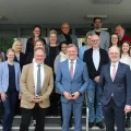 Gruppenbild des Besuchs des Staatssekretärs Dr. Günnewig im Finanzamt Dortmund-Unna und Dortmund-Ost